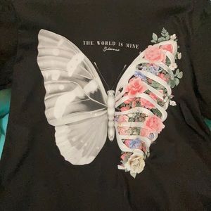 Fresh laundry butterfly skeleton shirt